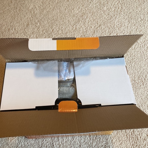 Happy Heat Electric Foot Warmer - NIB - Picture 2 of 4